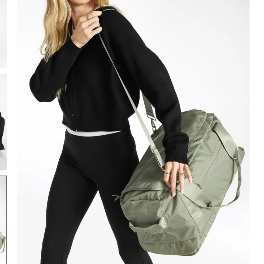 NWT  Packable Nylon Duffle Seagrass Green